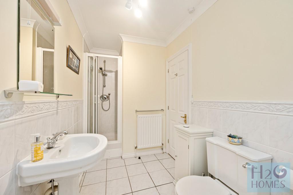 The Strand, Collingwood Court, Flat 40-013