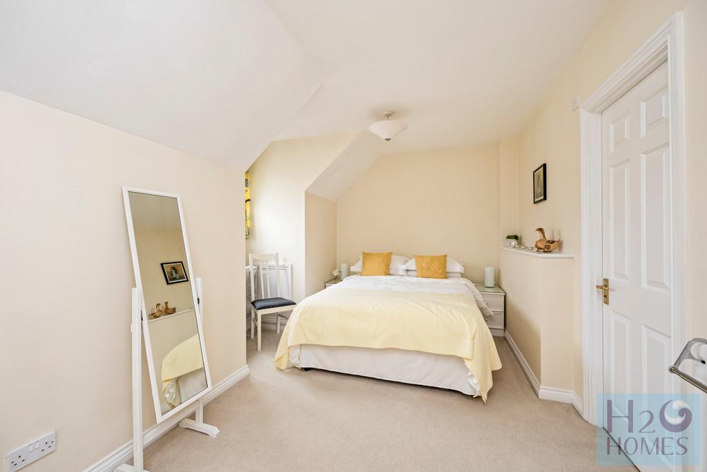 The Strand, Collingwood Court, Flat 40-011
