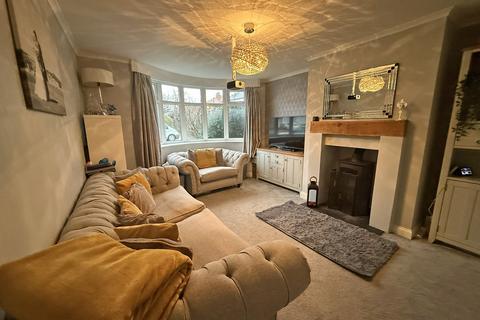 3 bedroom semi-detached house for sale, Kingsway, Scarborough YO12