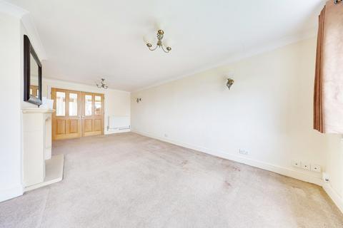 3 bedroom semi-detached house for sale, Leamington Avenue, Orpington