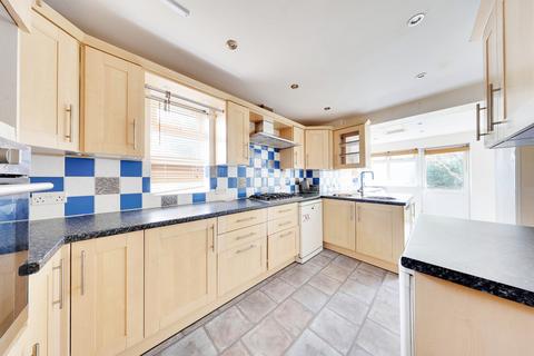 3 bedroom semi-detached house for sale, Leamington Avenue, Orpington