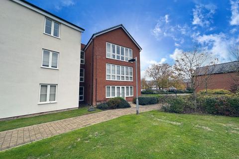 2 bedroom apartment to rent, Beech Court, Basingstoke RG24