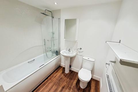 2 bedroom apartment to rent, Beech Court, Basingstoke RG24