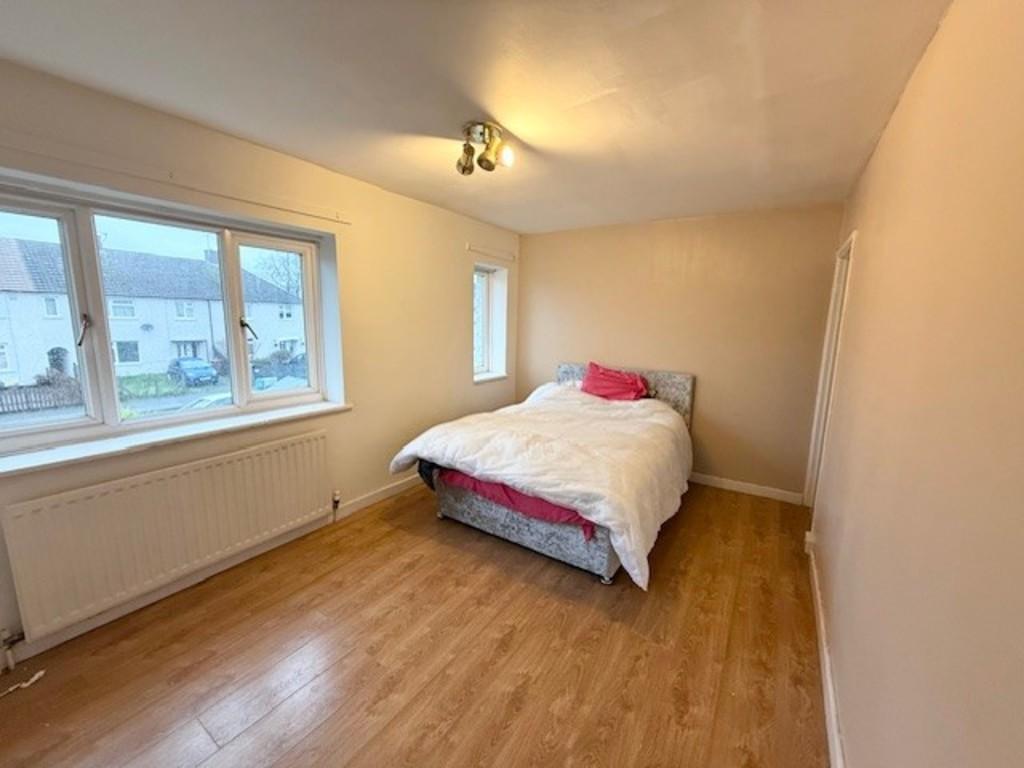 Main bed