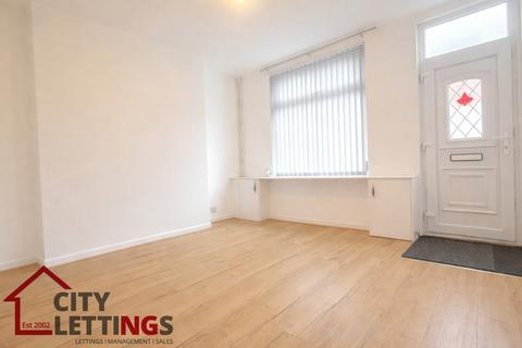 2 bedroom terraced house to rent, Bobersmill, Nottingham, NG7