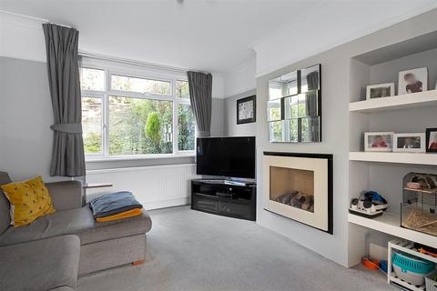3 bedroom semi-detached house for sale, Haydn Avenue, Purley CR8