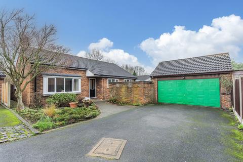 3 bedroom detached bungalow for sale, Somerset Close, NOTTINGHAM NG10