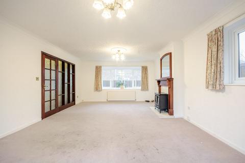 3 bedroom detached bungalow for sale, Somerset Close, NOTTINGHAM NG10