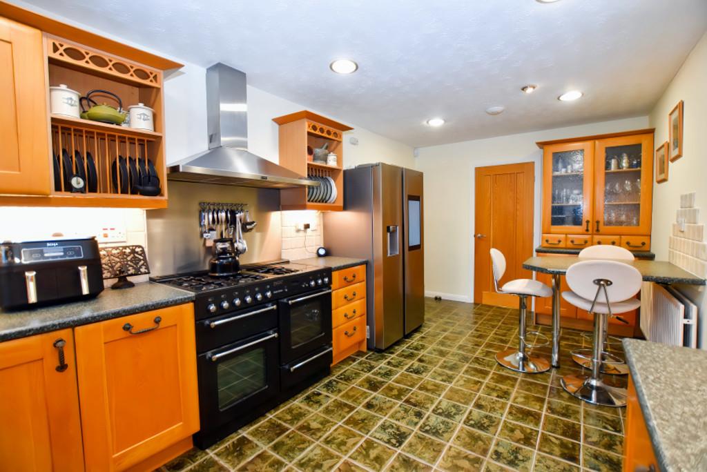Breakfast Kitchen 2