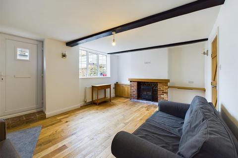 3 bedroom cottage for sale, New Street, Cromer