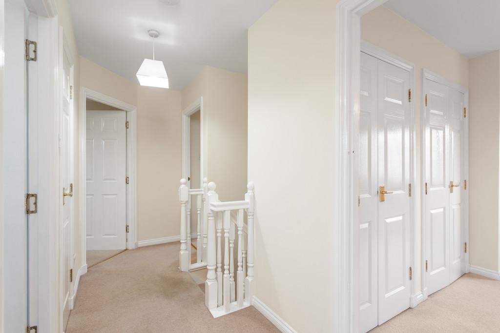 17 Harvie Gardens 14