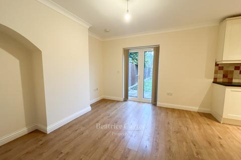 3 bedroom semi-detached house to rent, Field Road, Bury St Edmunds IP28