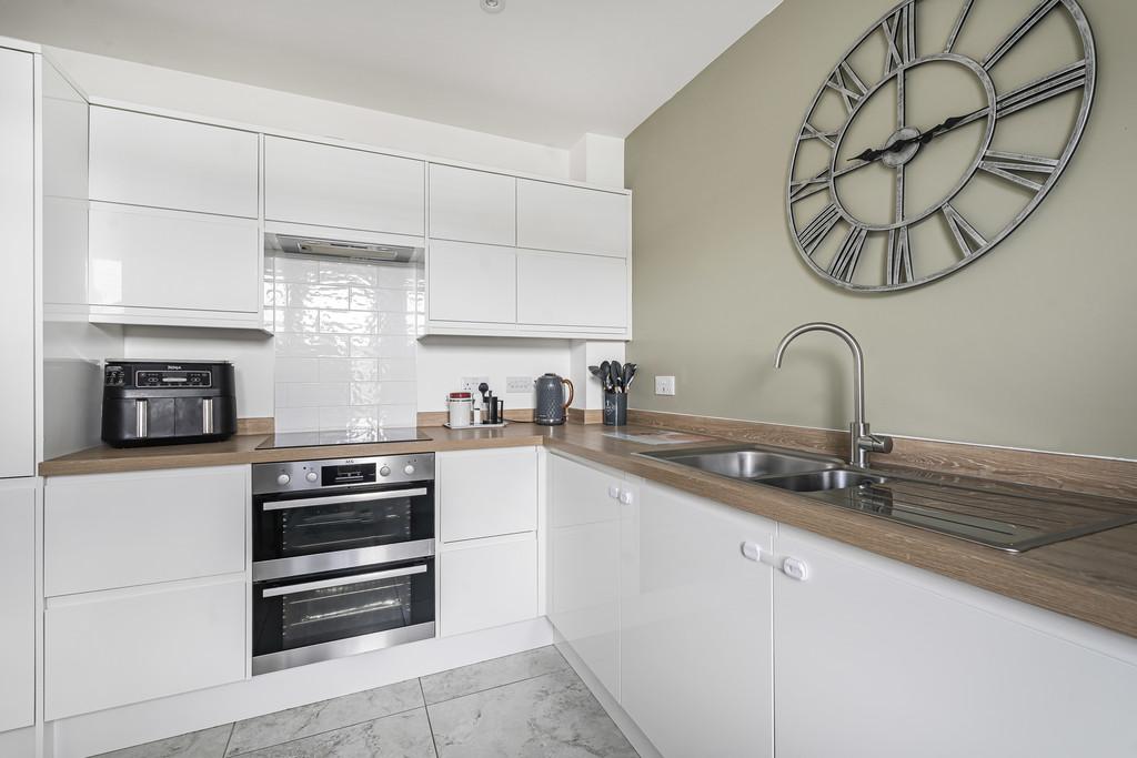 Kitchen (2)