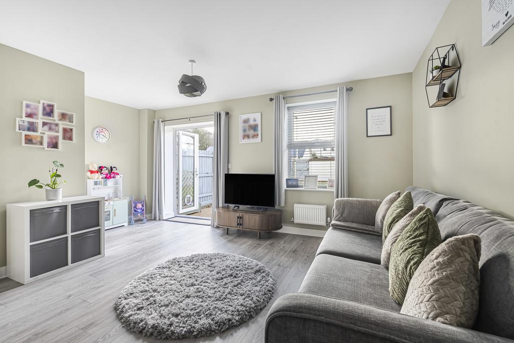 Living room (2)