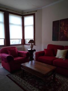 2 bedroom apartment to rent, Gartmore Road, Ilford