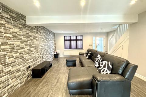 undefined, The Alders, Hounslow, TW5