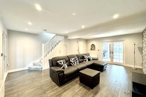 undefined, The Alders, Hounslow, TW5