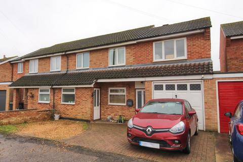 Catherines Close, Potton, Sandy