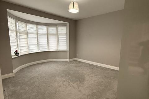 undefined, Avenue Road, Romford RM3