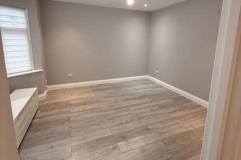 undefined, Avenue Road, Romford RM3
