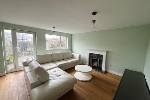 4 bedroom terraced house for sale, Regency Drive, Kenilworth