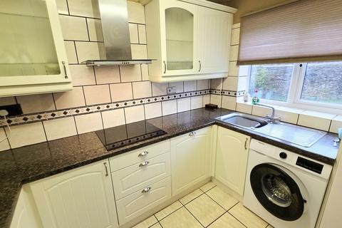 3 bedroom end of terrace house for sale, Cross Keys Court, Brackley