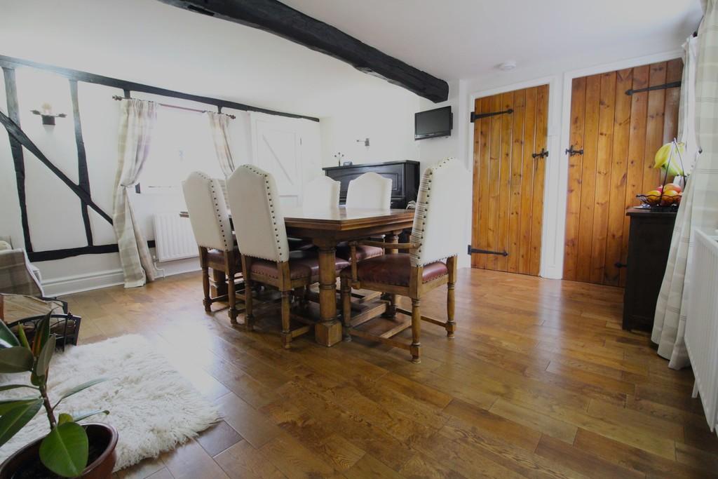 Dining room 2