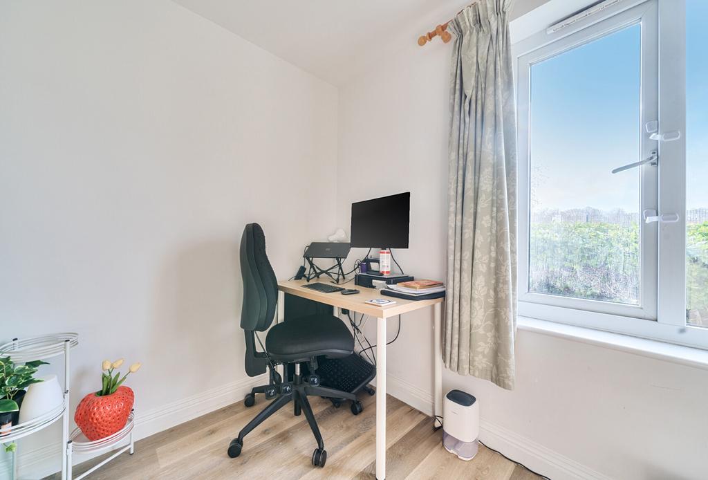 Apartment in Bristol - View 5