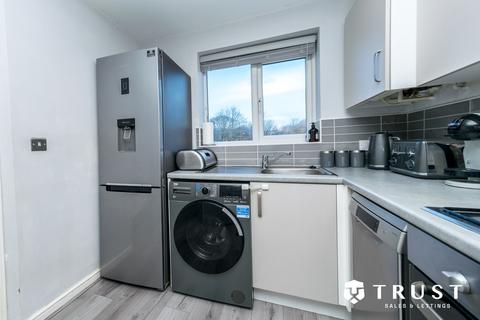 3 bedroom semi-detached house for sale, River Bank View, Mirfield, WF14