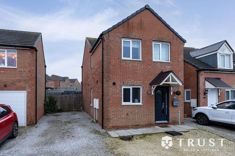 3 bedroom semi-detached house for sale, River Bank View, Mirfield, WF14