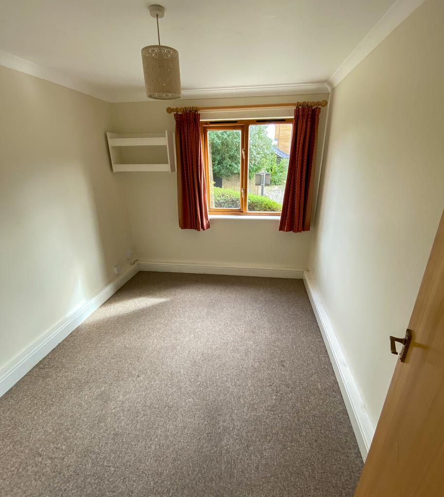 Bedroom 2 (1)