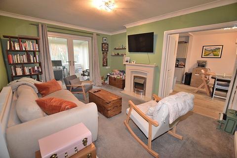 3 bedroom terraced house for sale, St. Hilary Close, Richmond