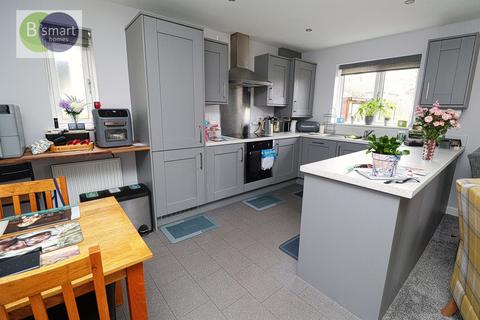 2 bedroom detached bungalow for sale, Roundwood Court, Rotherham S62