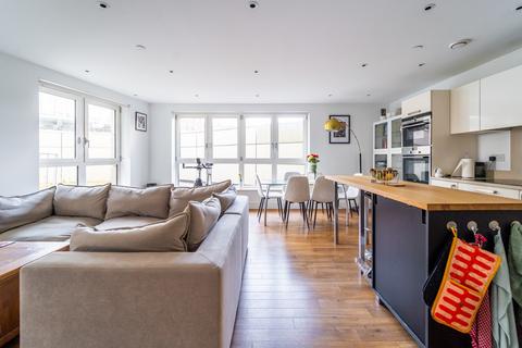 Queensland Road, London, N7