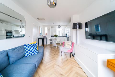 2 bedroom apartment for sale, Sebbon Street, Islington, London, N1