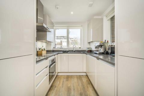 2 bedroom flat to rent, Dalmeny Avenue, London N7