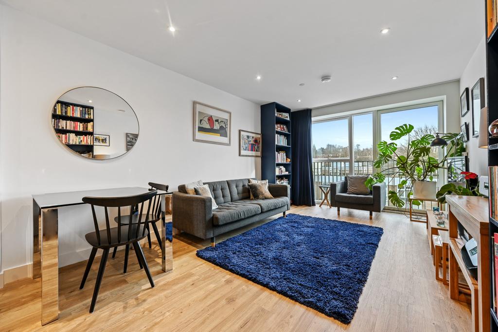 One Bedroom Modern Apartment