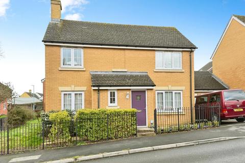 4 bedroom detached house for sale, Jack Russell Close, Stroud
