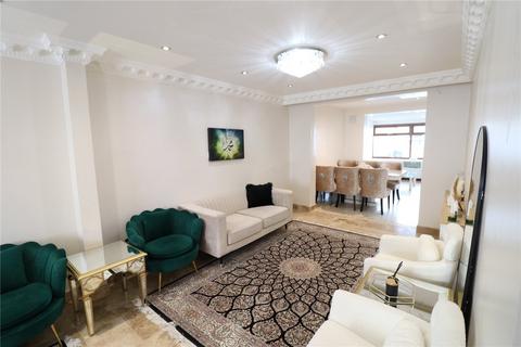 4 bedroom end of terrace house to rent, Deanscroft Avenue, London NW9