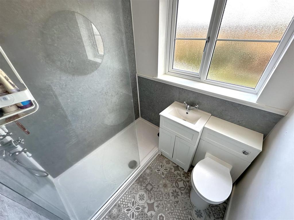 Contemporary Shower Room 291