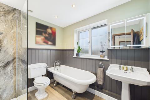 undefined, Summerhill Avenue, Kidderminster, DY11 6BY