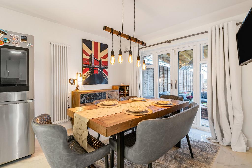 Kitchen/Dining Room