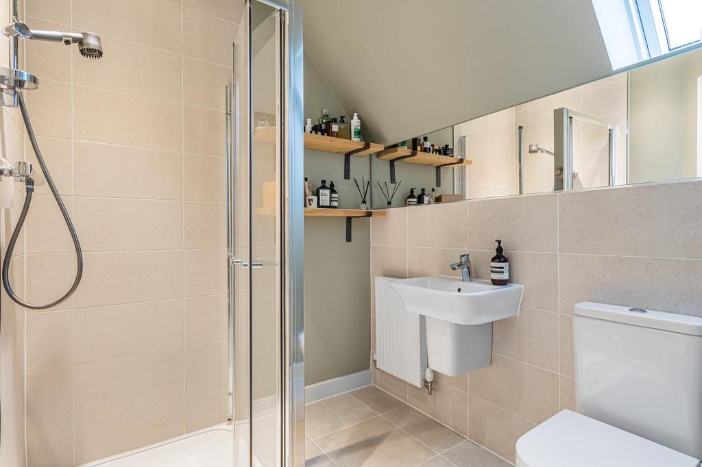 En-Suite 1