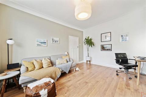 3 bedroom terraced house for sale, Mayhill Road, London SE7