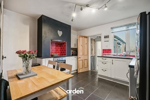 2 bedroom terraced house for sale, Birmingham Road, Studley, B80