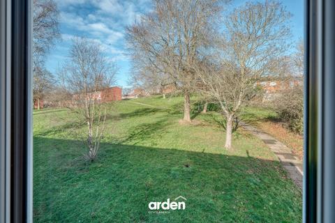 2 bedroom end of terrace house for sale, Ladygrove Close, Redditch, B98