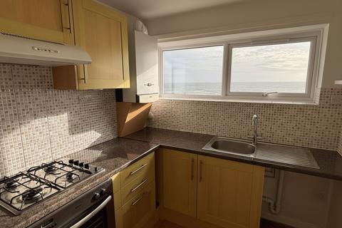 2 bedroom flat to rent, Marine Parade, Burns Court Marine Parade, EX7