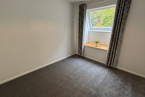 2 bedroom flat to rent, Marine Parade, Burns Court Marine Parade, EX7