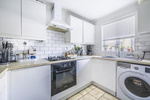 undefined, Periwinkle Close, Swindon SN2
