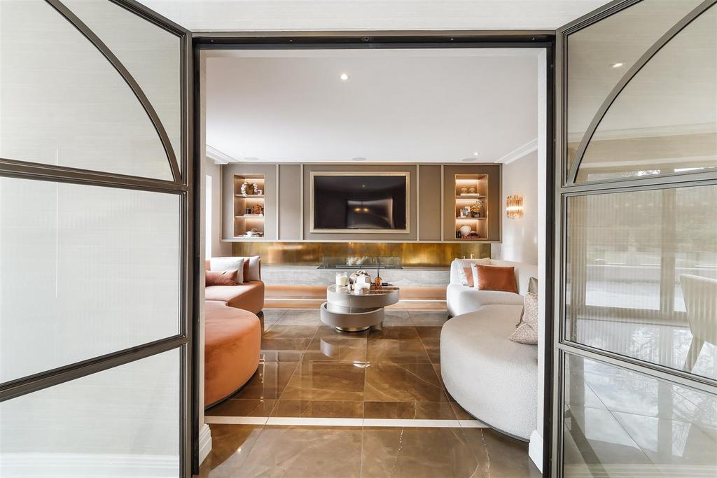 WOODMANSTERNE LANE, 64 (4).jpg